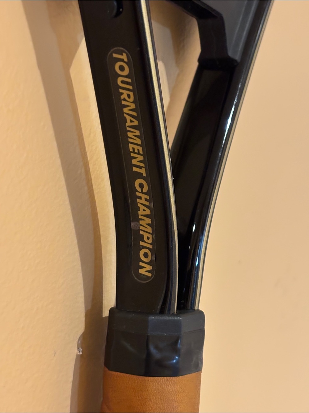 HEAD Tournament Champion Red Tennis Racket with Cover - Picture 6 of 13